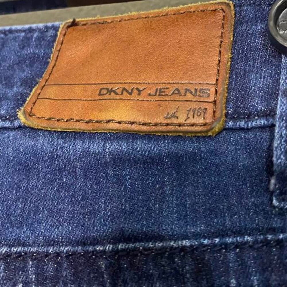 DKNY Jeggings Stretch Denim Jeans With Ankle and Leg Zippers Size 2 - Picture 8 of 14